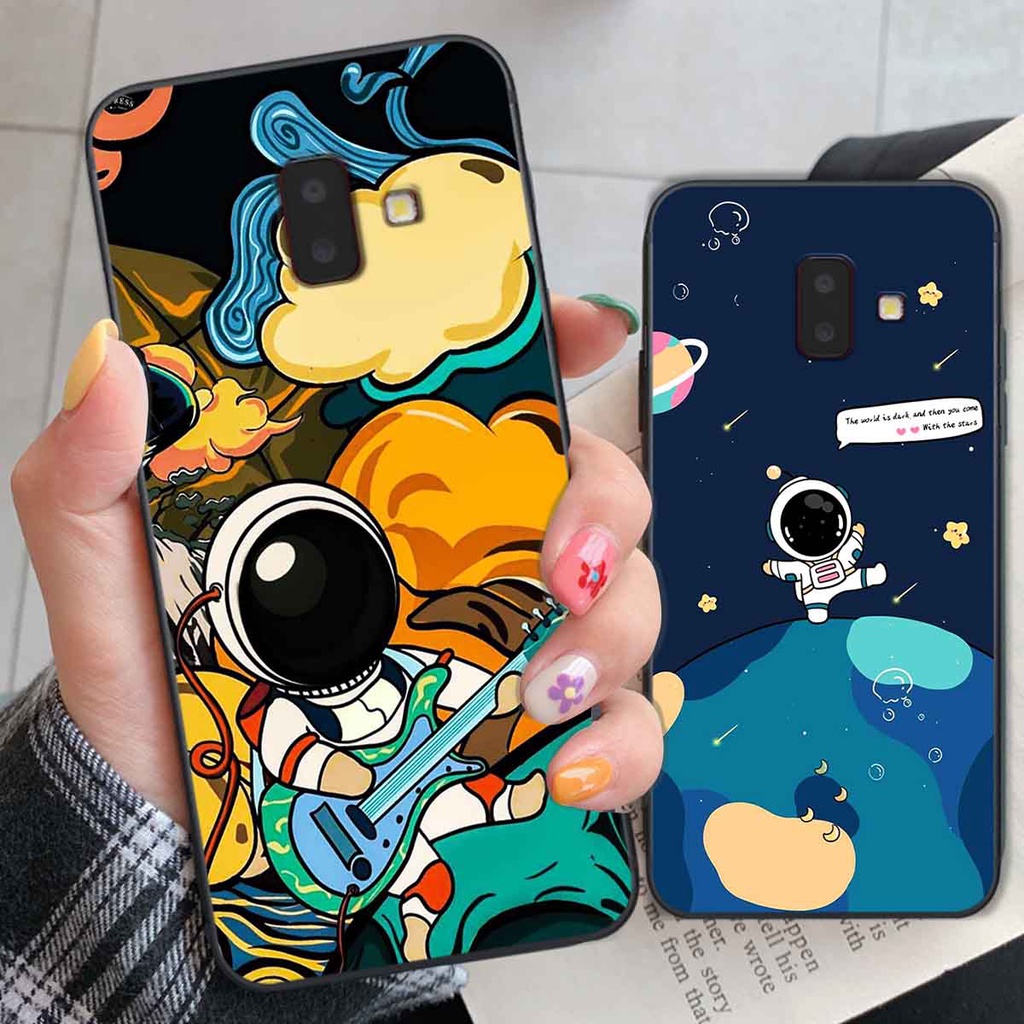Ốp Samsung J6 2018 / J6 Plus/J6+ in hình vũ trụ, phi hành gia bầu trời cute dễ thương