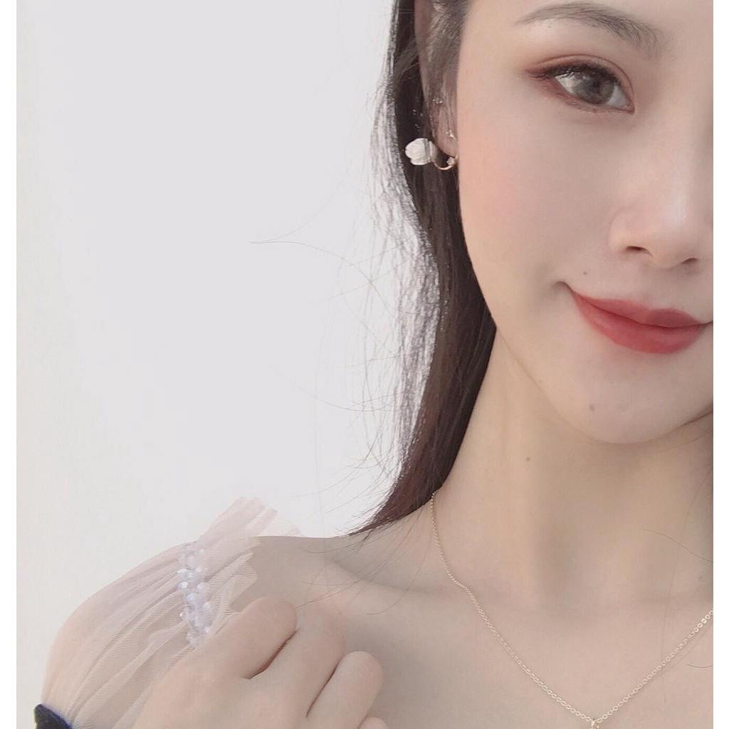 Đôi khuyên tai xỏ hình hoa thời trang cho bạn gái