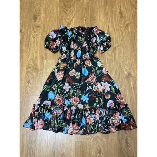 Váy hallure size S, chất đẹp