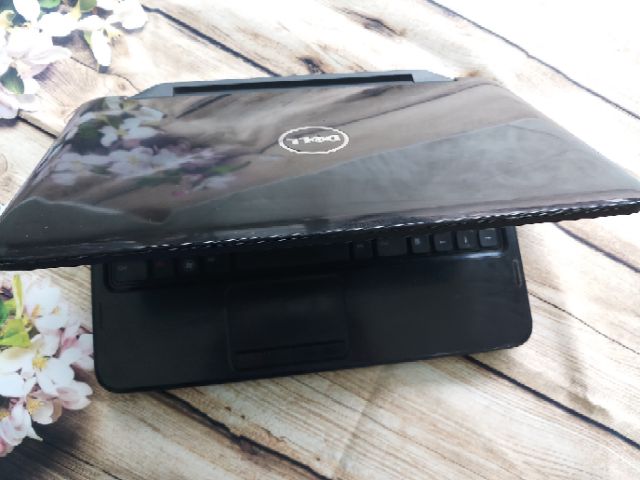 Laptop dell cấu hình i5 ram 4gb Vga rời hỗ trợ game đò họa cao nặng | BigBuy360 - bigbuy360.vn