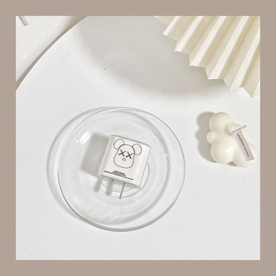 TPU Mềm 18W / 20W Bảo Vệ Đầu Sạc Cho iphone 1 set