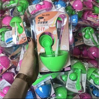 Bộ dụng cụ đắp mặt nạ