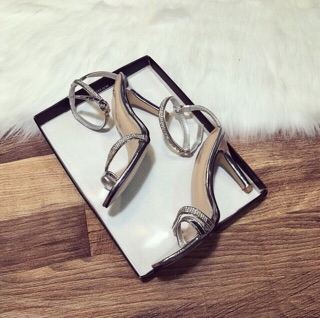 Sandal xỏ ngón quay đá 7p