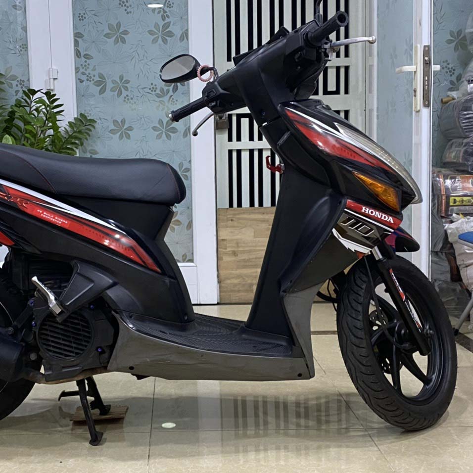 Tem rời in UV cao cấp. Dán xe Click 110 màu đen, không bay màu bong tróc