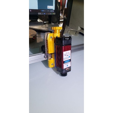 Bộ chỉnh tiêu cự đầu Laser Diot