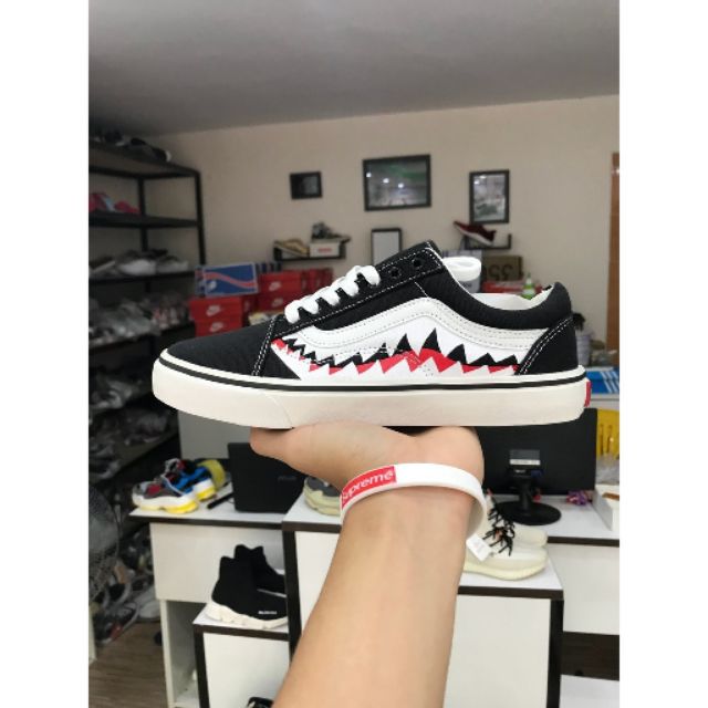Giày Vans  đen trắng 🍒🍒