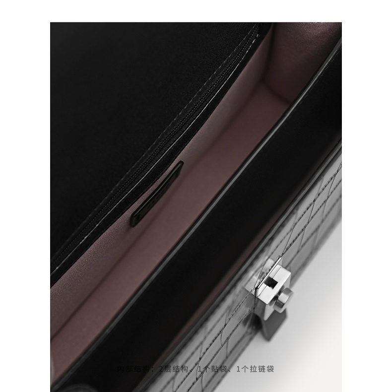 Túi xách nữ Pê zô đeo chéo , đeo vai sang trọng năm 2022