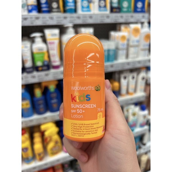 Kem chống nắng cho trẻ em -Woolworths Kids Sunscreen SPF50+ 75ml