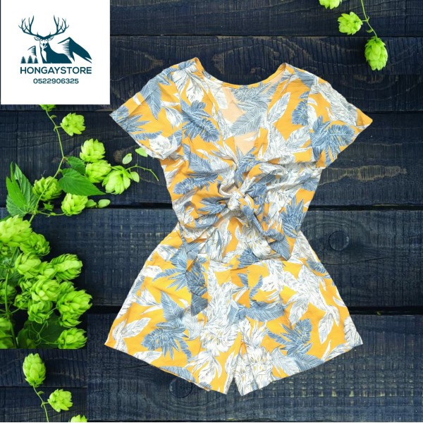 Bộ đồ mặc đi biển buộc vạt áo | BigBuy360 - bigbuy360.vn