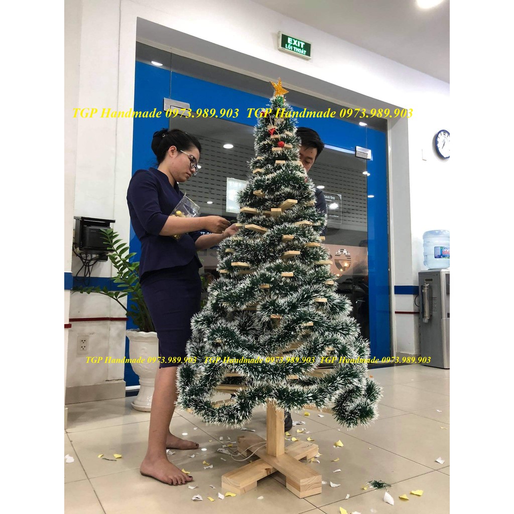 Cây thông Noel gỗ xếp gọn