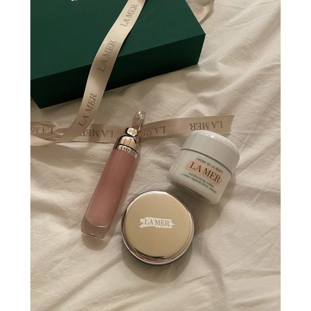 Son dưỡng La Mer 𝐓𝐡𝐞 𝐋𝐢𝐩 𝐕𝐨𝐥𝐮𝐦𝐢𝐳𝐞𝐫 cấp ẩm, mềm môi