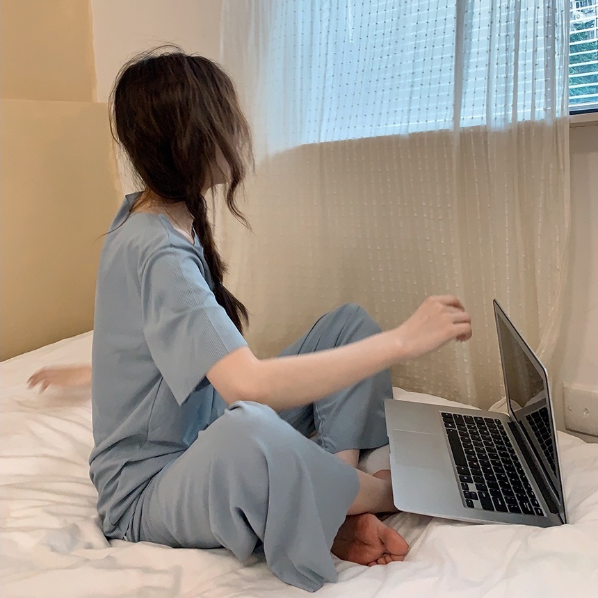 Bộ Đồ Ngủ Tay Ngắn Dáng Rộng Vải Lụa Lạnh Mềm Màu Trơn Thoải Mái Phong Cách Hàn Quốc | BigBuy360 - bigbuy360.vn