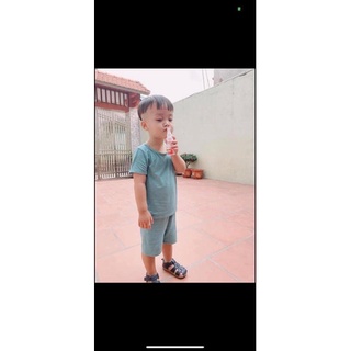 Xịt chống sâu răng cho bé