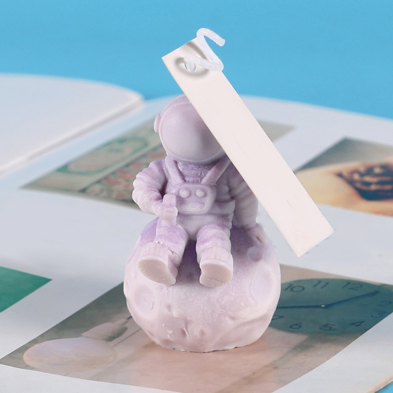 Khuôn Làm Nến / Xà Phòng Hình Phi Hành Gia 3D Bằng Silicone