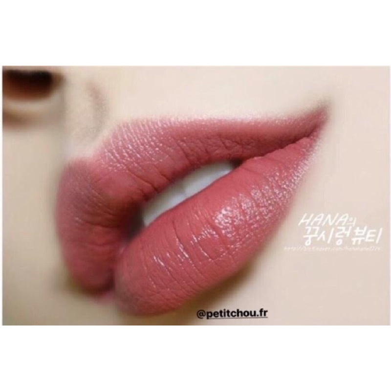 Set makeup gồm 3 món travelsize như hình