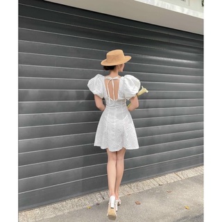 ĐẦM GẤM CỔ V TAY PHỒNG