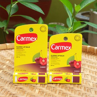 Son dưỡng môi chống nắng Carmex Lipbalm - Cherry