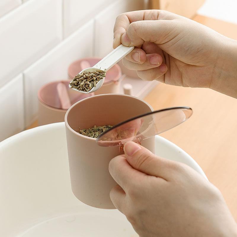 Hộp Đựng Gia Vị Kèm Muỗng Tiện Lợi Dành Cho Nhà Bếp