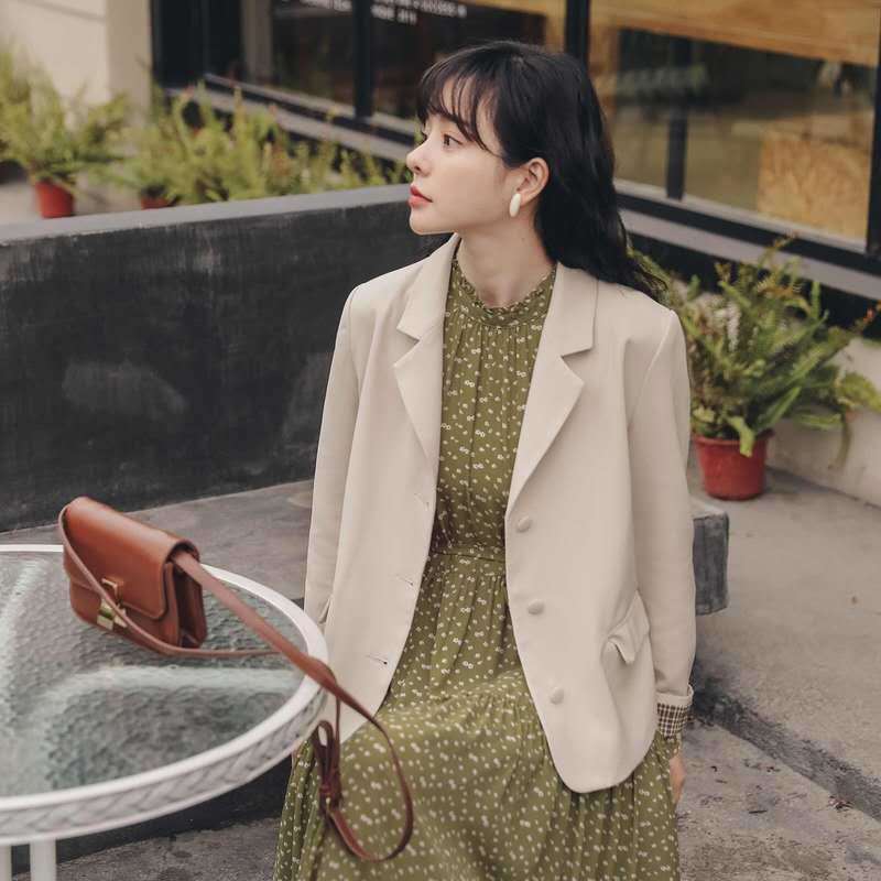 Áo khoác blazer phong cách Hàn Quốc trẻ trung hợp thời trang mặc hàng ngày cho nữ