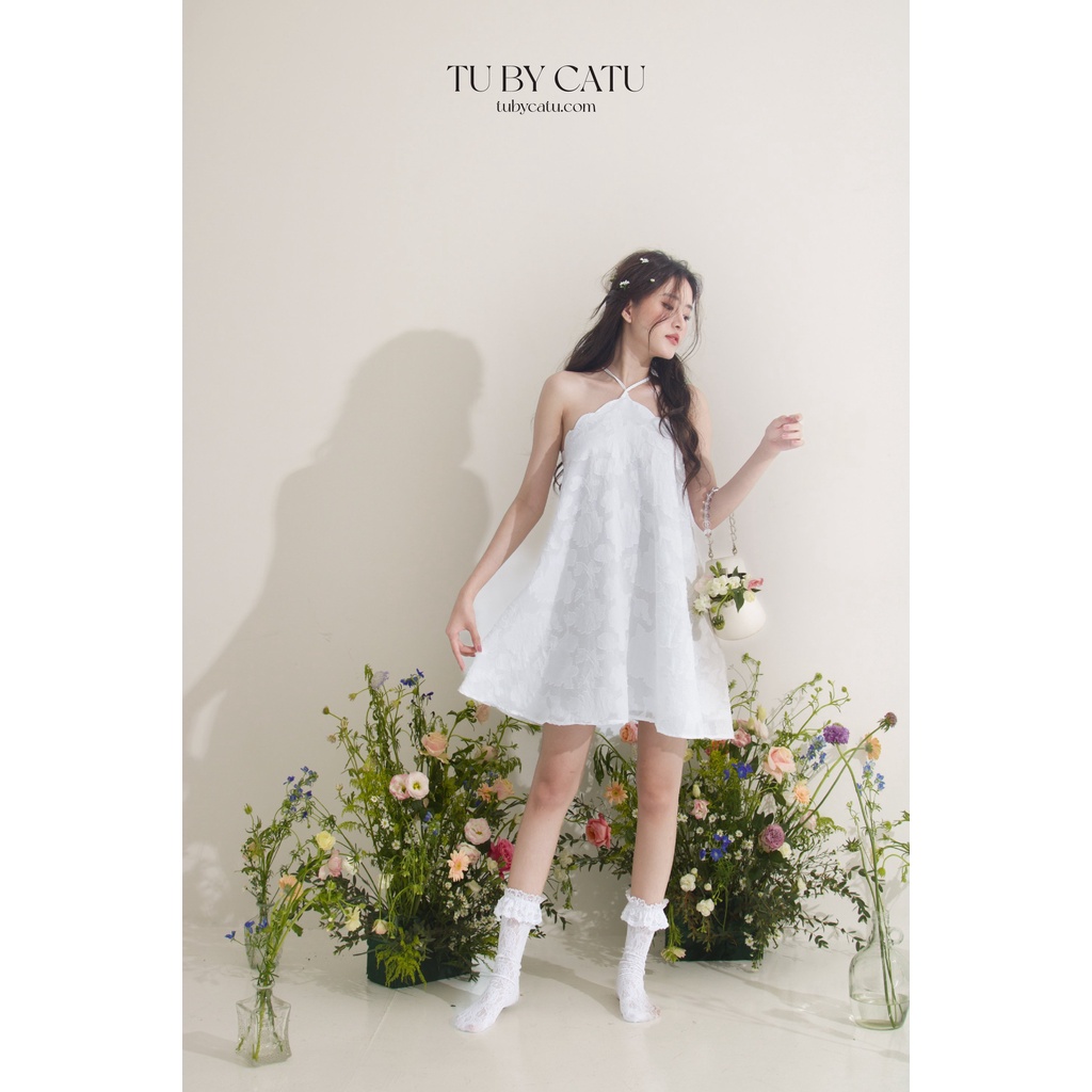 TUBYCATU | Đầm maxi hoa hồng trắng