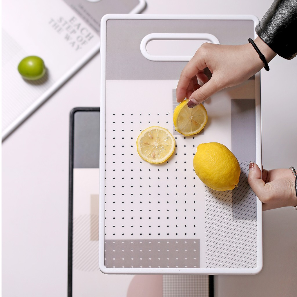 SUPO DEPOT - Đĩa Cắt Thức Ăn Có Tay Cầm Kích Thước 37cmx23cm Phong Cách Bắc Âu