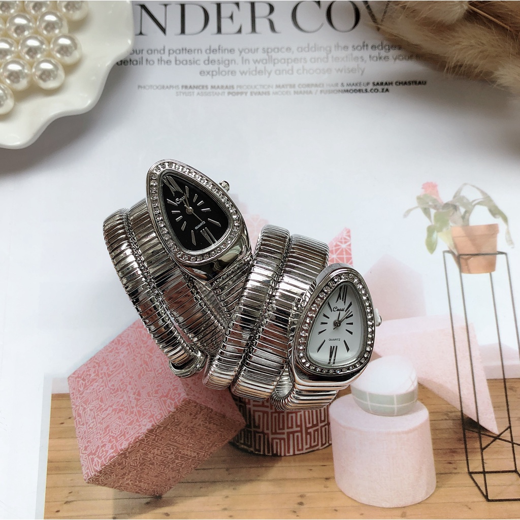 Đồng Hồ Đeo Tay Thiết Kế Hình Rắn Hổ Mang Đính Đá Thời Trang Dành Cho Nữ (Không Kèm Vòng Đeo Tay)