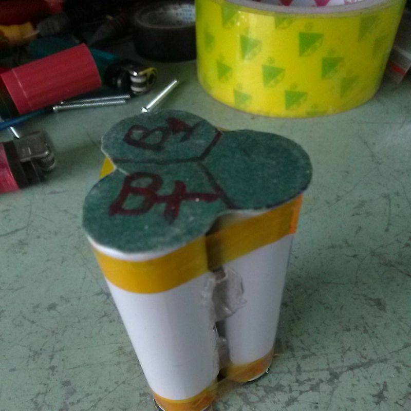 Khối pin 12v tam giác ko vỏ mạch