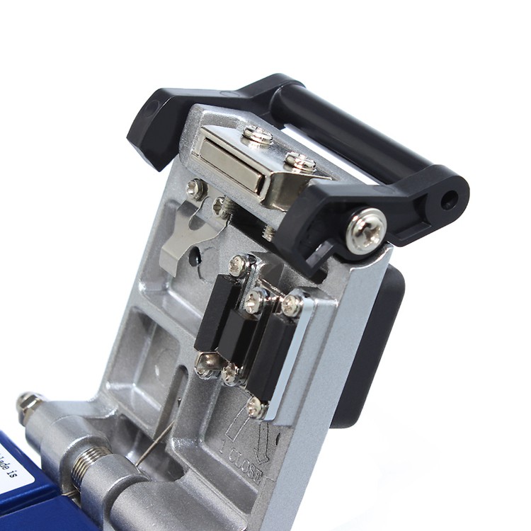 Dao cắt sợi quang FC-6S xanh