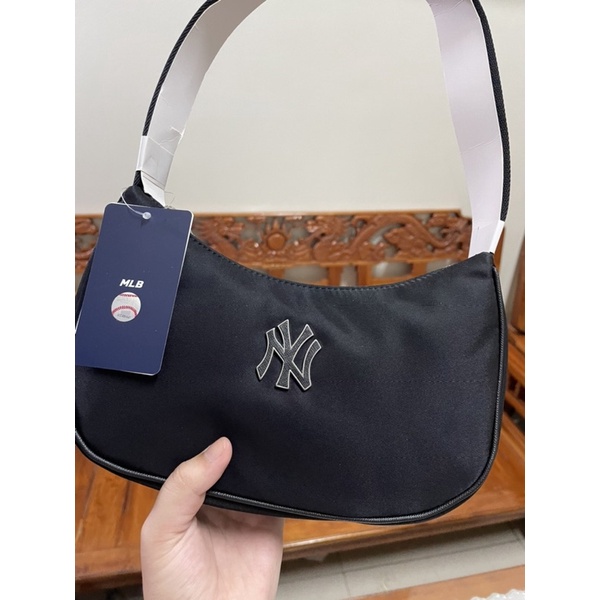 Túi kẹp nách MLB chính hãng 100%