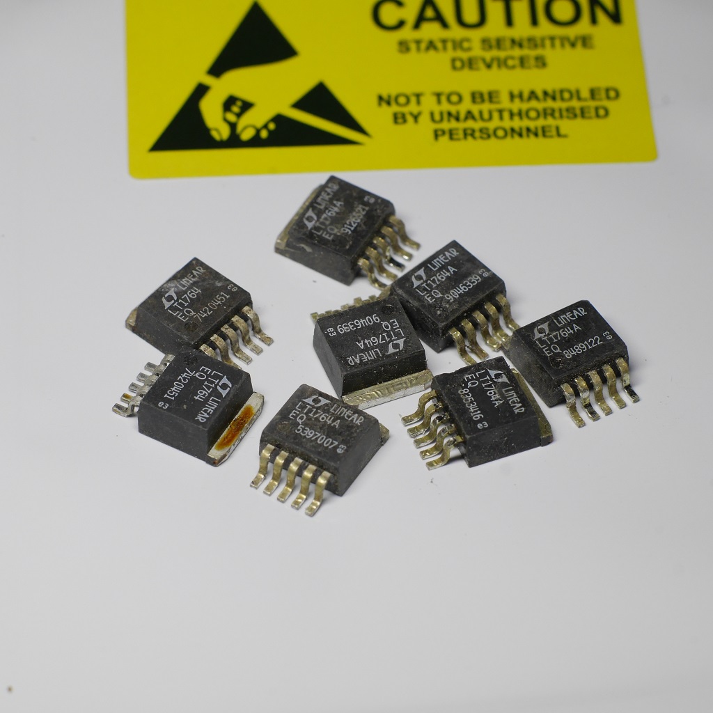 LT1764 LT1764EQ IC ổn áp 3A Lownoise tháo máy