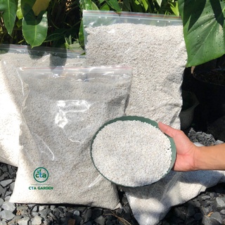 Đá Perlite - Đá Trân Châu từ CTA Garden với túi chiết lẻ trọng lượng 1kg tiện dụng và gọn nhẹ