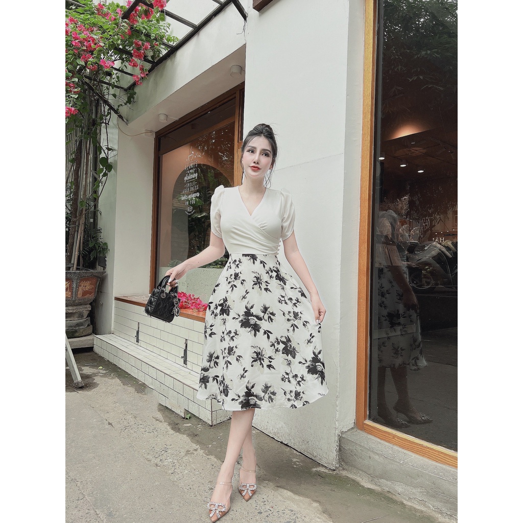 ĐẦM XÒE TRẮNG PHỐI CHÂN BÔNG– M011