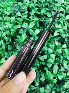 Kẻ Mắt Nứơc NYx 