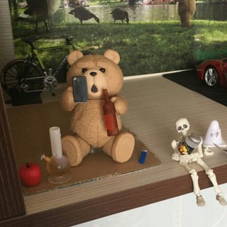 Mô hình Gấu Teddy Revoltech Ted