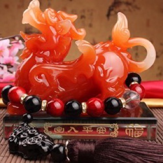 Tuỳ hưu để bàn phong thủy