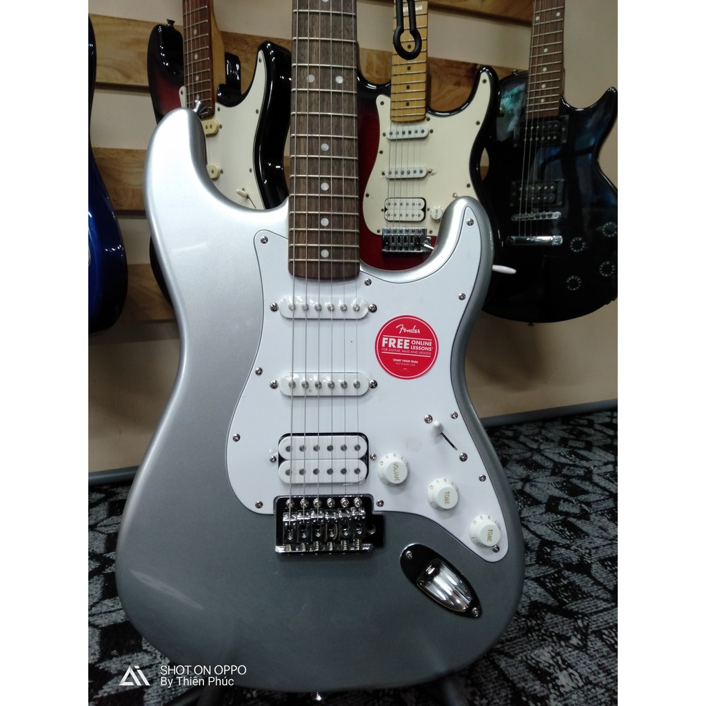Guitar điện Squier Stratocaster