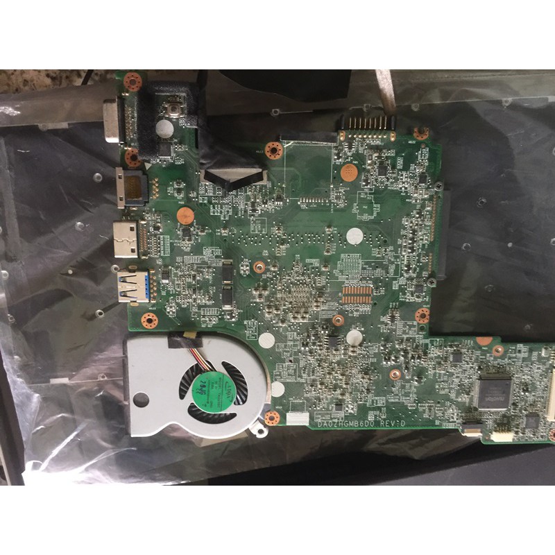 Main laptop acer aspire one 725 amd zin