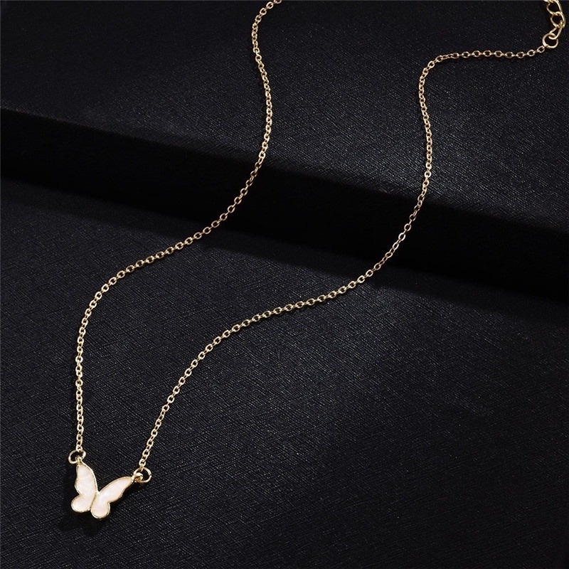 Vòng cổ mặt hình bướm màu trắng phong cách retro Hàn Quốc đơn giản 210807