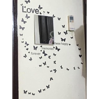 Decal dán tường chữ LOVE và bướm