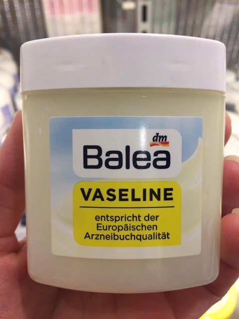 Kem nẻ BALEA VASELINE 125ml