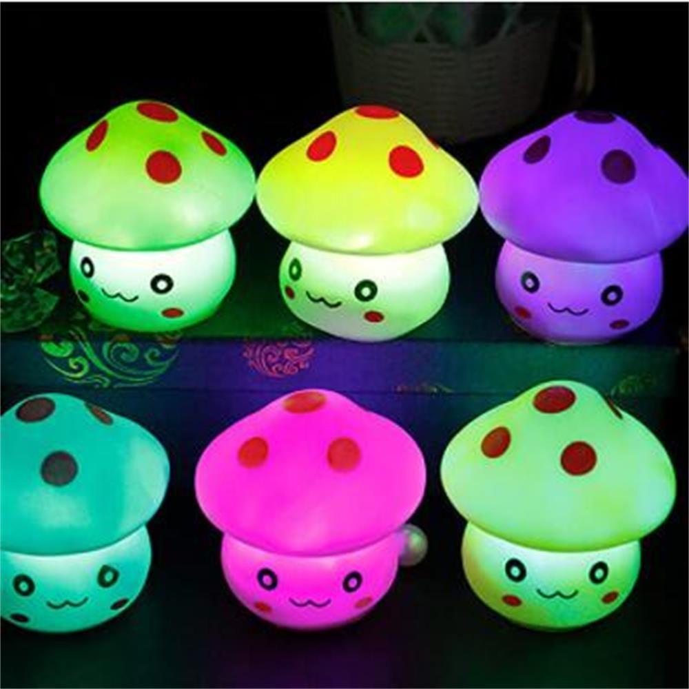 Đèn LED Hình Cây Nấm Màu Sắc Dễ Thương Dùng Trang Trí Phòng Ngủ