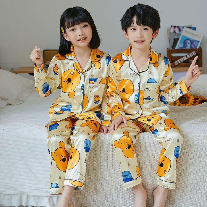 Bộ Đồ Ngủ Tay Dài Chất Lụa In Họa Tiết Dễ Thương Thời Trang Cho Bé Trai Và Gái