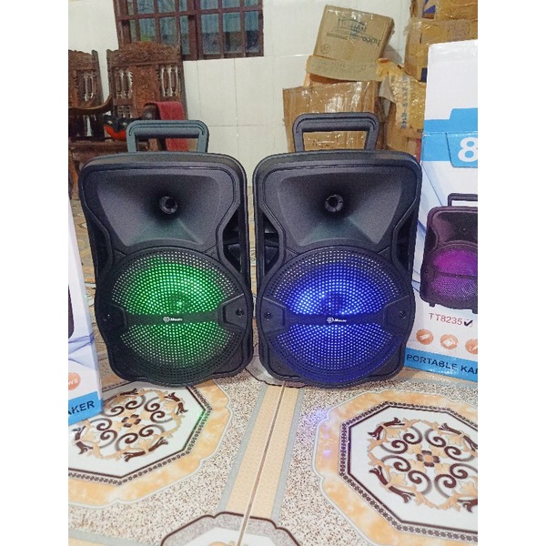 Loa bluetooth 2 tấc nghe nhạc .tặng kèm mic dây