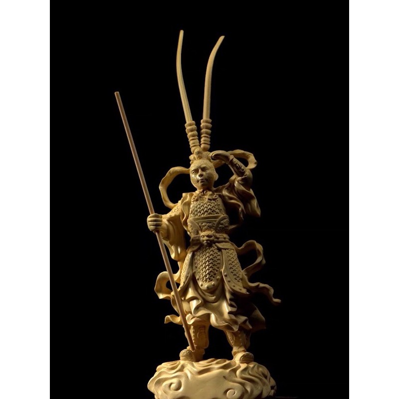 Tượng gỗ : Tề Thiên Đại Thánh-cao: 23cm-ngang: 7.5cm-sâu:5cm