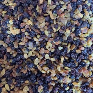 Nho khô ( đen, vàng, mix)