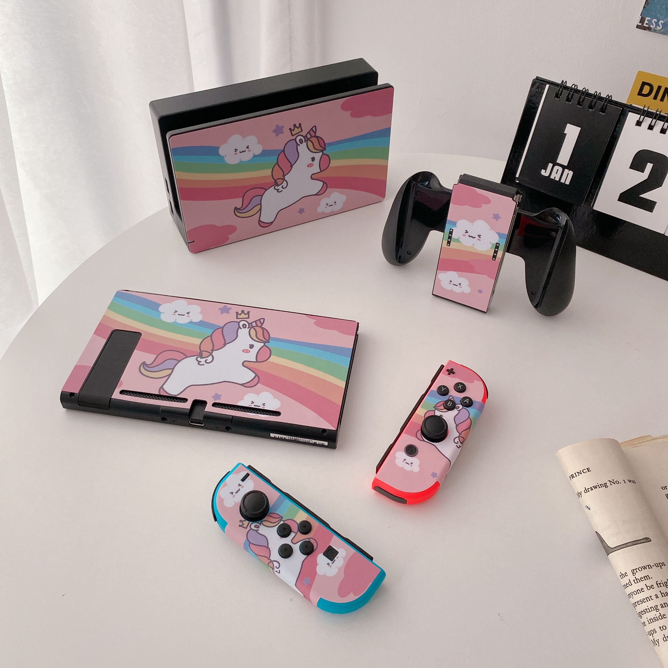 Miếng Dán Bảo Vệ Máy Chơi Game Nintendo Switch Hình Ngựa Một Sừng Màu Hồng Xinh Xắn