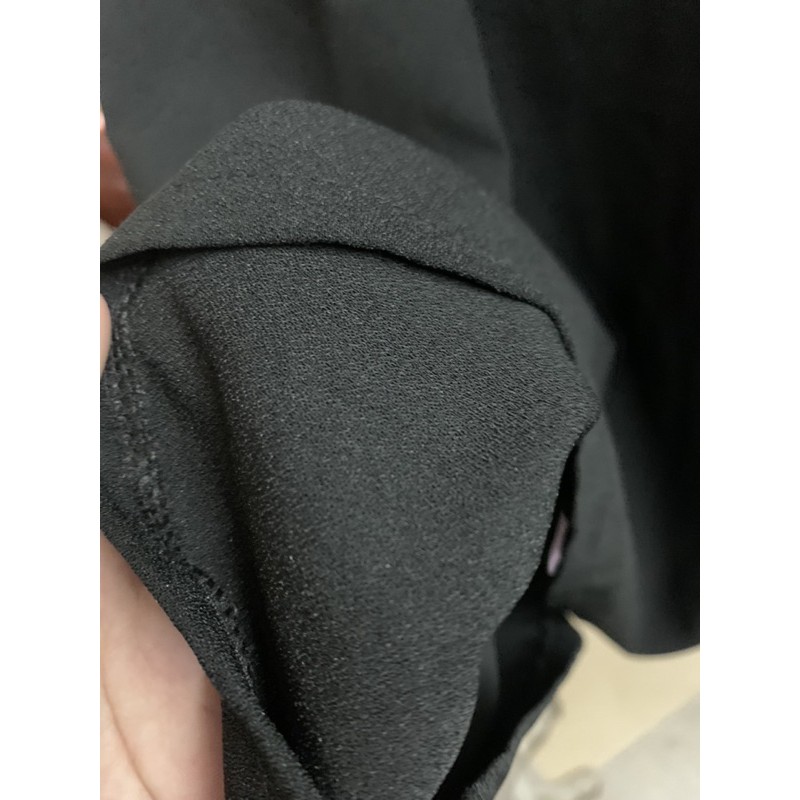 Váy hai dây chấm bi