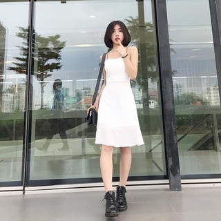 Đầm đuôi cá hở lưng dây tròn - Trắng