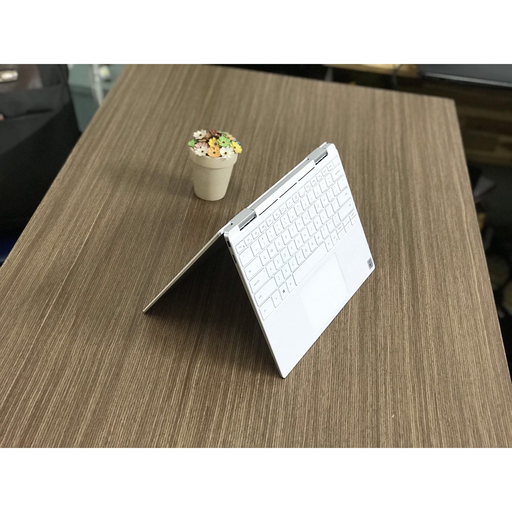 Laptop Dell XPS 7390 2-in-1