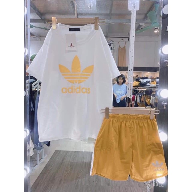 Bộ đồ thể thao adidas